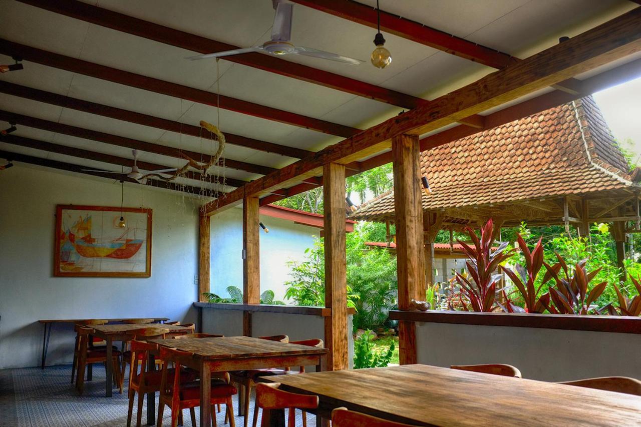 Ayu Hotel Karimunjawa Exterior foto